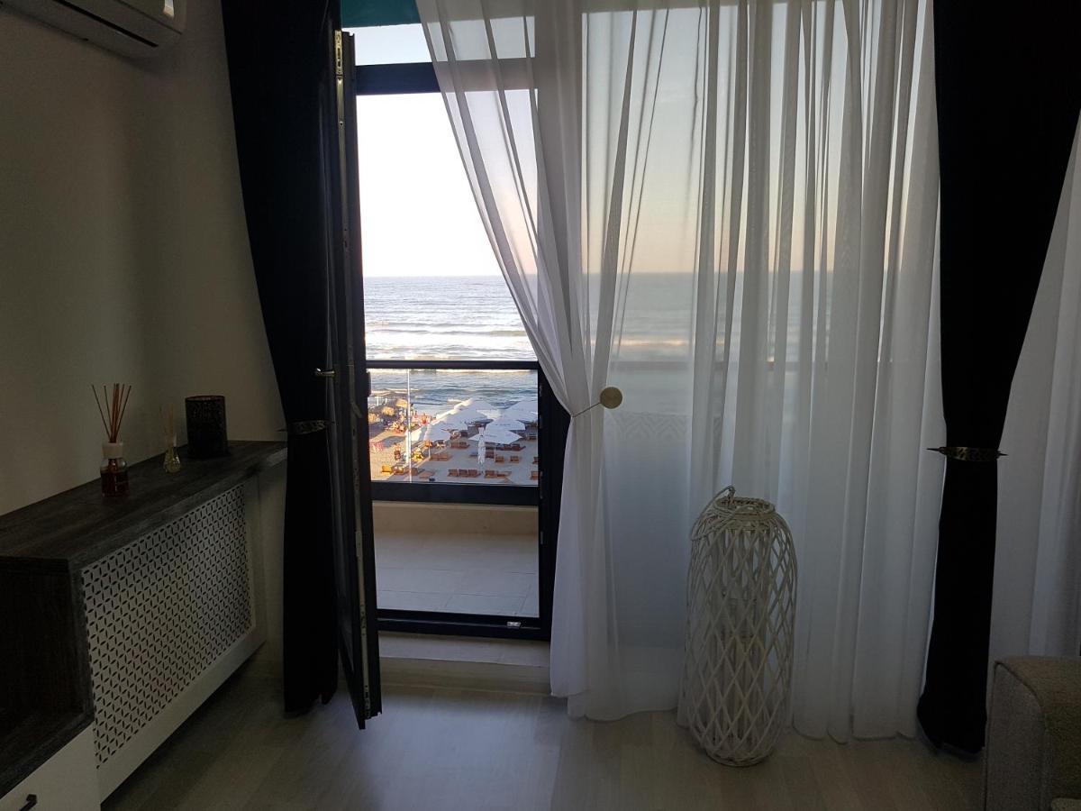 Panoramis Promenada-Larisa Apartment Navodari Bagian luar foto